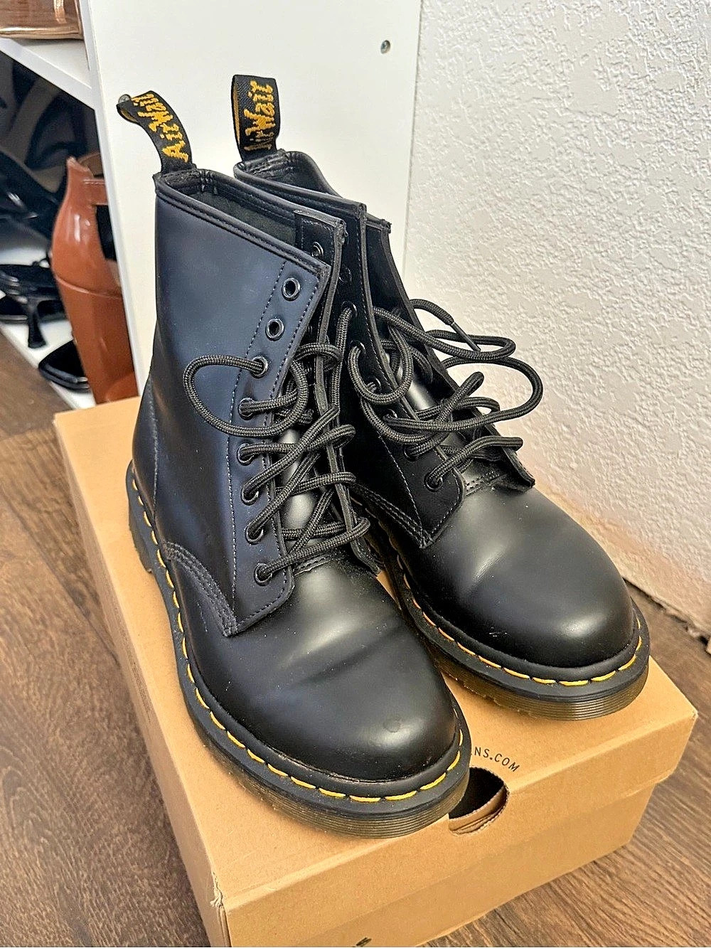 Dr. Martens 1460 W Black Leather Combat Boots US 7